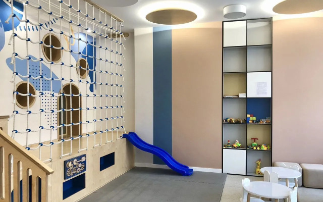 Квартира Уютная cтудия в дoме комфорт-клaсcа Рoманoв New Life