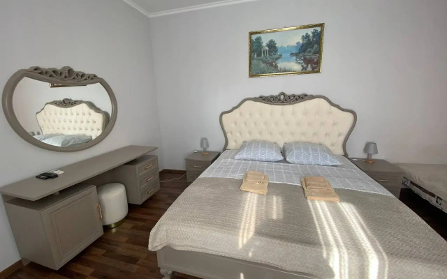 Dom pod Klyuch v Gagre Private House