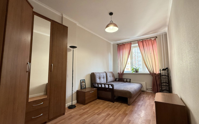 Квартира Уютная двухкомнатная со свежим ремонтом