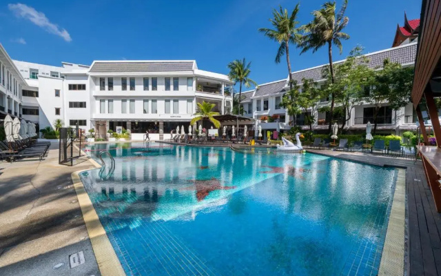 Sawaddi Patong Resort & Spa by Tolani - Image 2