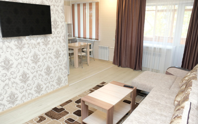 Bukhar Zhirau 44 V Serdtse Goroda Flat