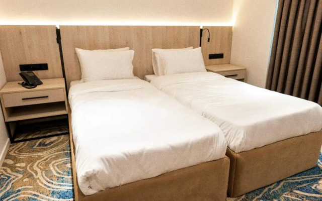 Central Square Hotel