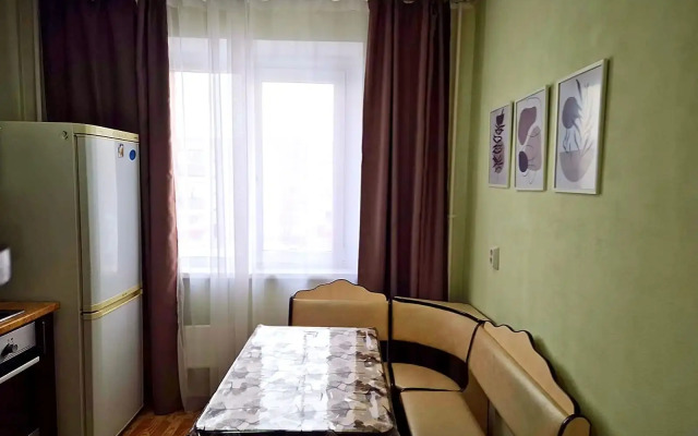 Odnokomnatnaya po Ulitse Oktyabryskaya Flat