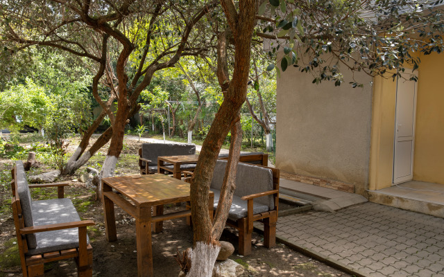 Lyubimy Dvorik Guest house