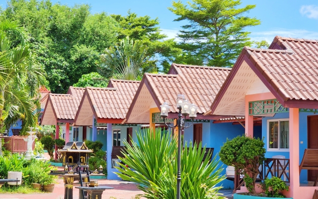 Phaithong Sotel Resort Hotel