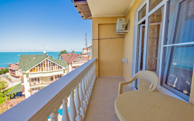 Aqua Life Hotel