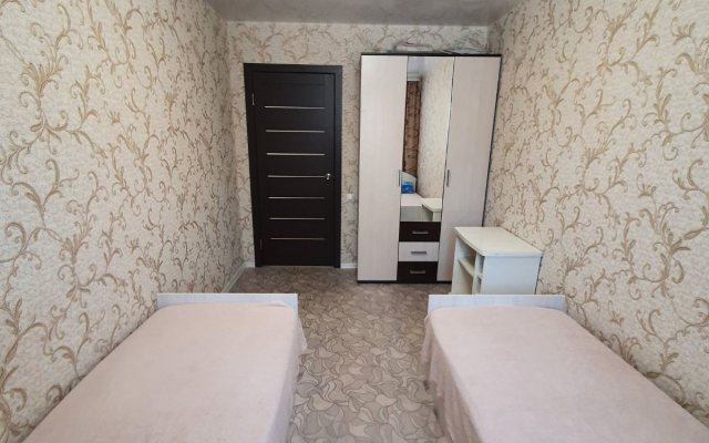 Na ulitse Obrucheva 6a Apartments