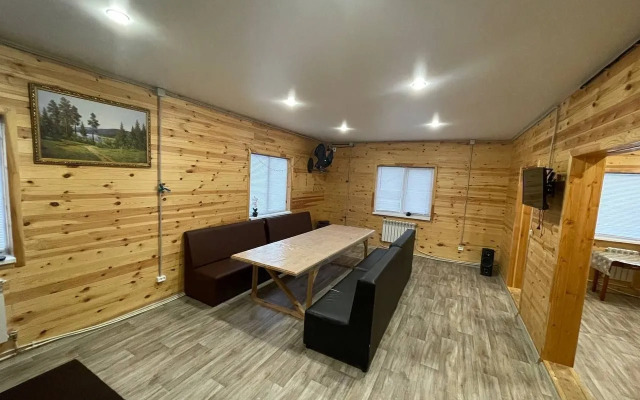 Частный Дом с Видом на Лес