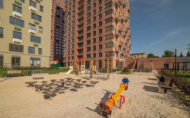 Krasnykh Komandirov 1v Apartments