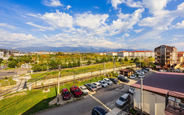Na Tavricheskoy Guest house