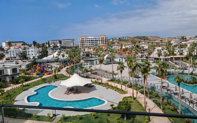 2+1 XL v Novom Zhk s Akvaparkom (D-57) Flat