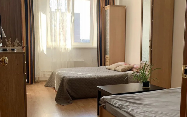 Квартира на Каменской Улице 103