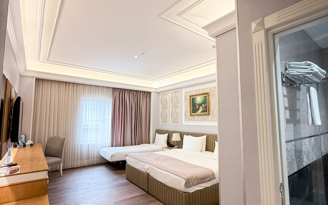 Theatrum  Baku
