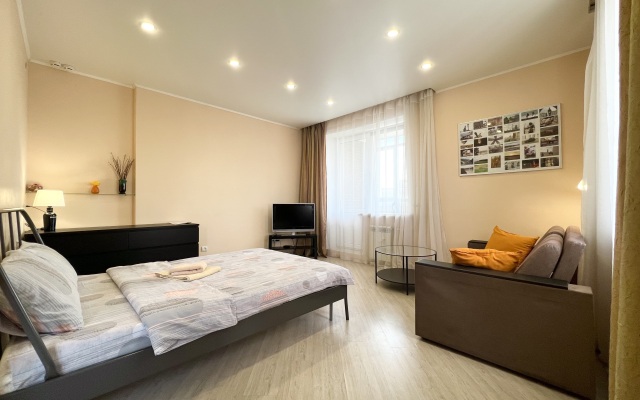 Апартаменты Однокомнатные на Переулке Хрустальном 27 на 17 этаже