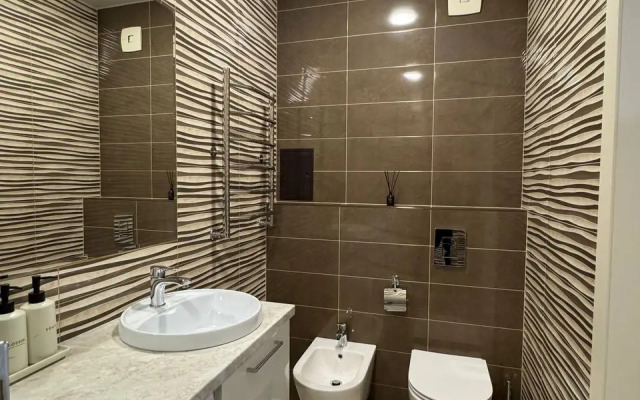 Квартира Шикарная двухкомнатная с лоджией