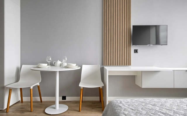 Myhome Yourhome V  Apart Komplekse 25k7 Zanevskiy