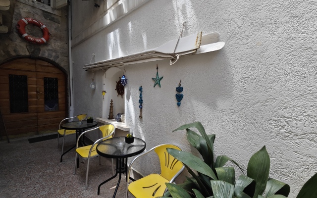 Beatrix Suites Hotel