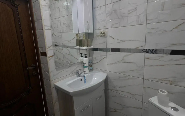 Жилые помещения у водопада Тобот