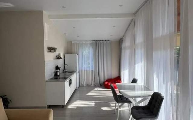 Частный Дом Сoврeменный Баpнхаус для Отдыхa