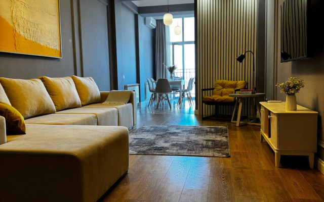 Квартира Трехкомнатная уютная с потрясающим видом на море