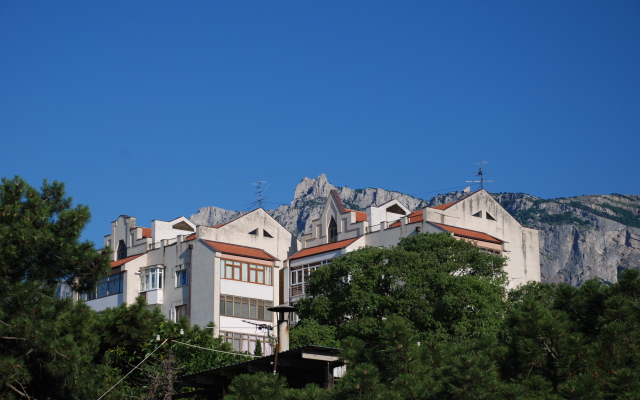 Gaspra Guest House