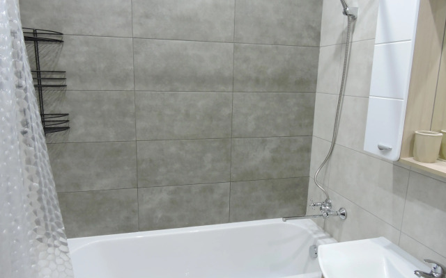 Kanikuly Na Rimskoy Flat