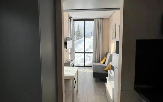 Na 3 Cheloveka Private house