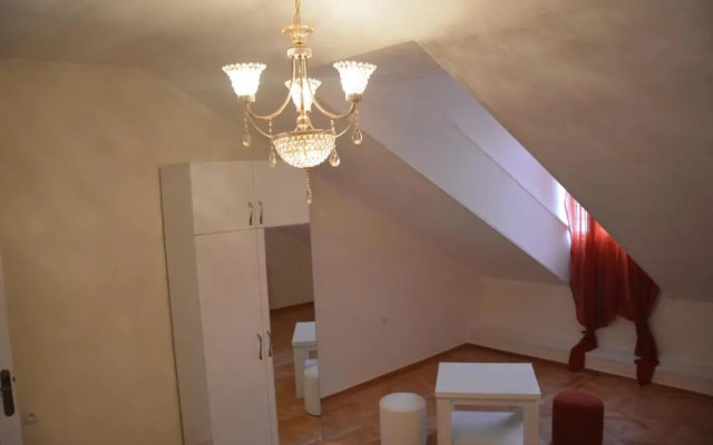 Renesans Hotel