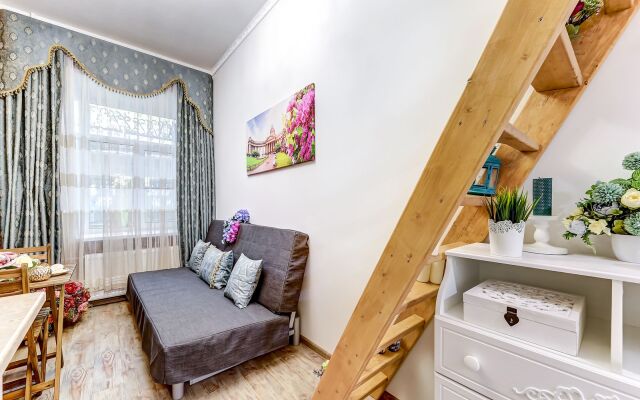 Апартаменты на набережной Обводного канала 5