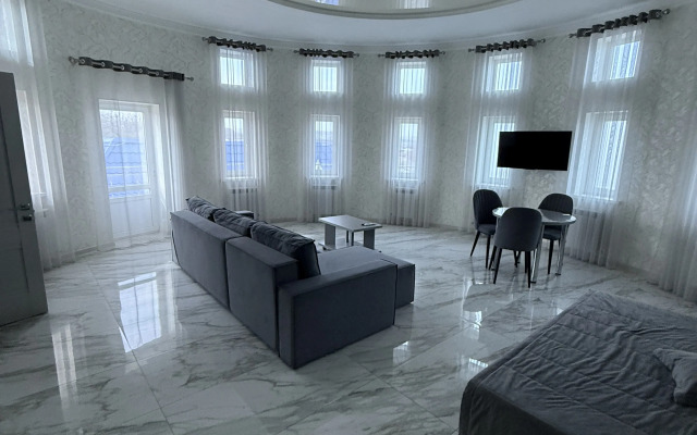 Отель Интер