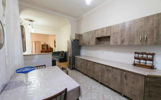 Anna's Guest House Gori Guest House