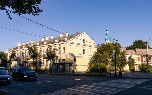Golden Hotel