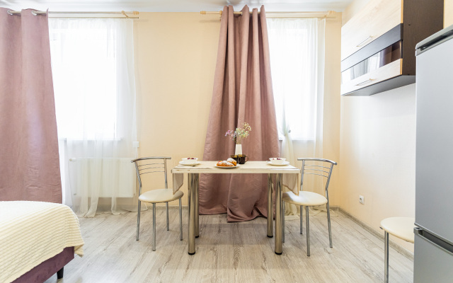 Apartamenty uyutnye s vidom na more ot LetoApart Apartments