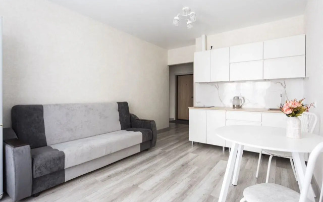 Квартира Комфортная 2-к студия | Круглосуточный заезд 24/7 | Два телевизора | Новый ремонт