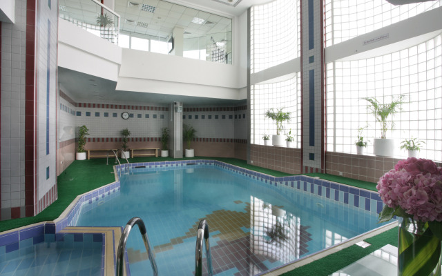 Ramada By Wyndham Beach Hotel Ajman