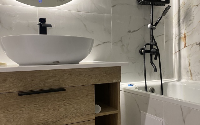 Shikarnaya Treshka Ryadom S Kremlem Flat