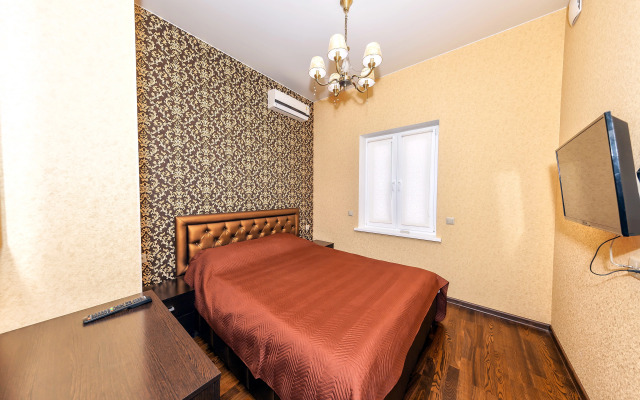 Na Novocherkasskom Prospekte Flat