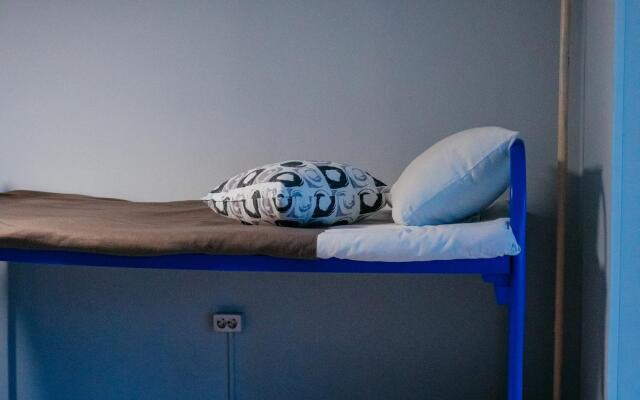 Mama, Ya V Gostyakh Hostel