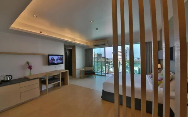 The Sun Xclusive Hotel