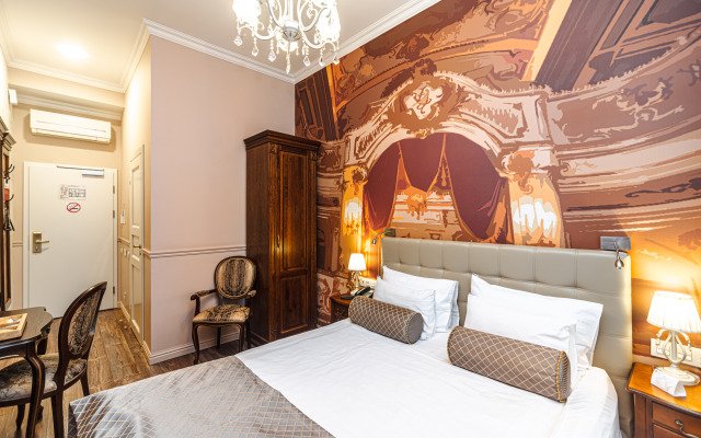 Galunov Hotel