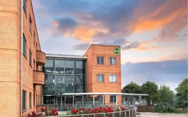 Отель B&B Hotel Milano Cologno