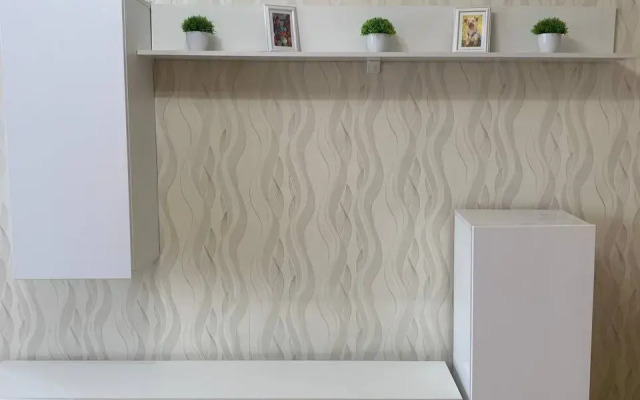 Dvukhkomnatnaya Blizko K Zhd Flat