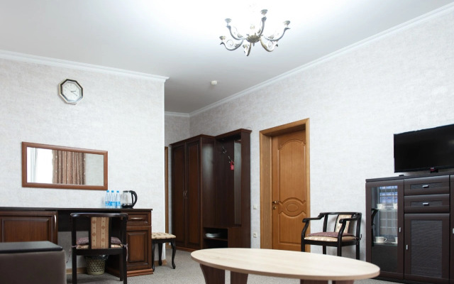 MariAnna Hotel