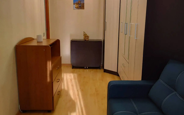 Na Atamanskaya 60A Flat