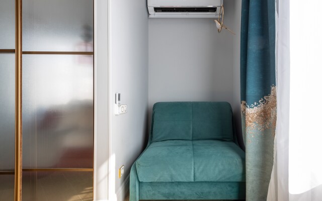 Art Layt Red Apartments Ansel Apartments