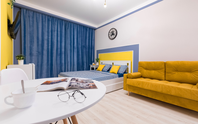 2+2 LeoHotels na Locmanskoj, 20 Apartment