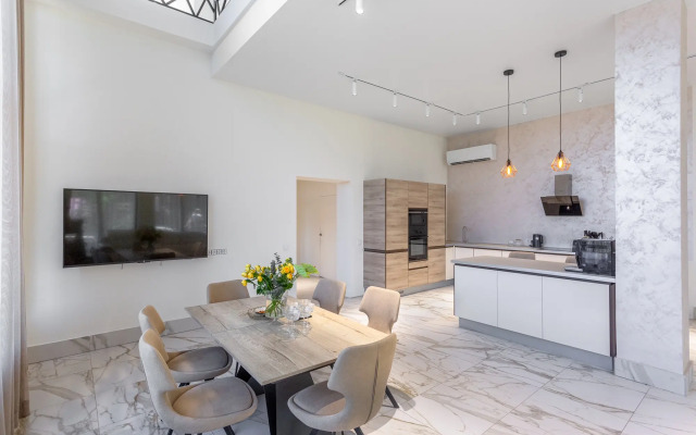 Eksklyuzivny Dom Na Chernoy Rechke Private house