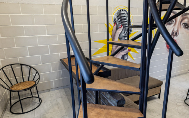 Merlin-Monro Flat with sauna