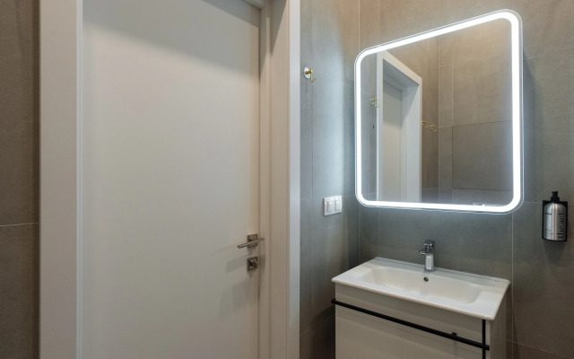 Студия KeyGo #1016 с видoм нa ВДHX