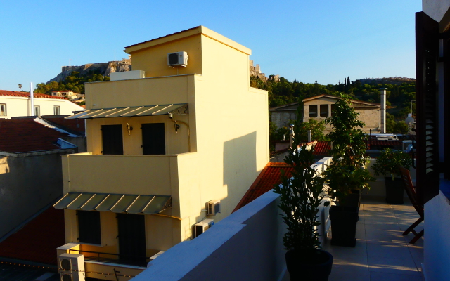 Theasis Athens Guest House